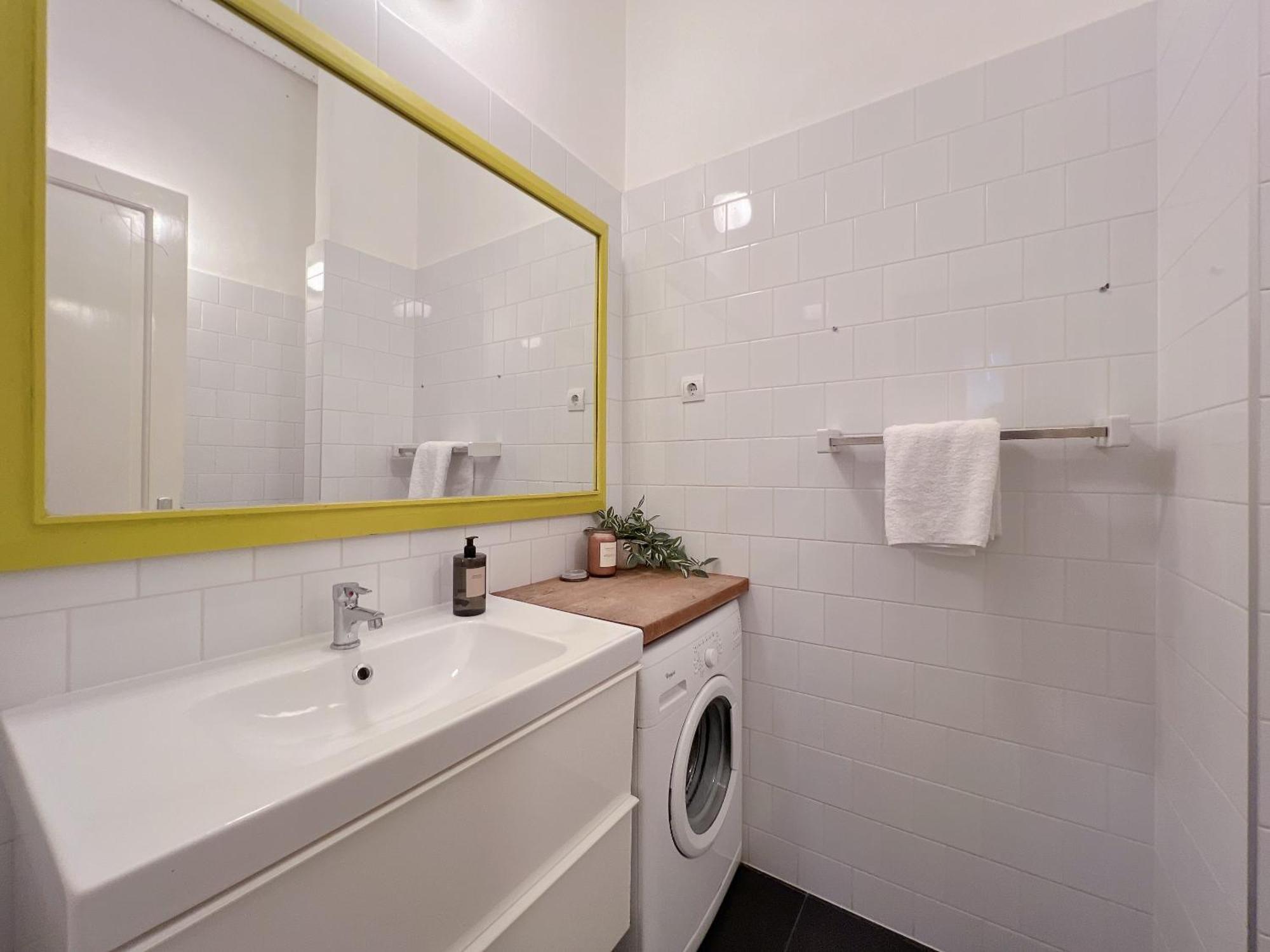 Experience Funky Stylish In The Heart Of Downtown * Budapest