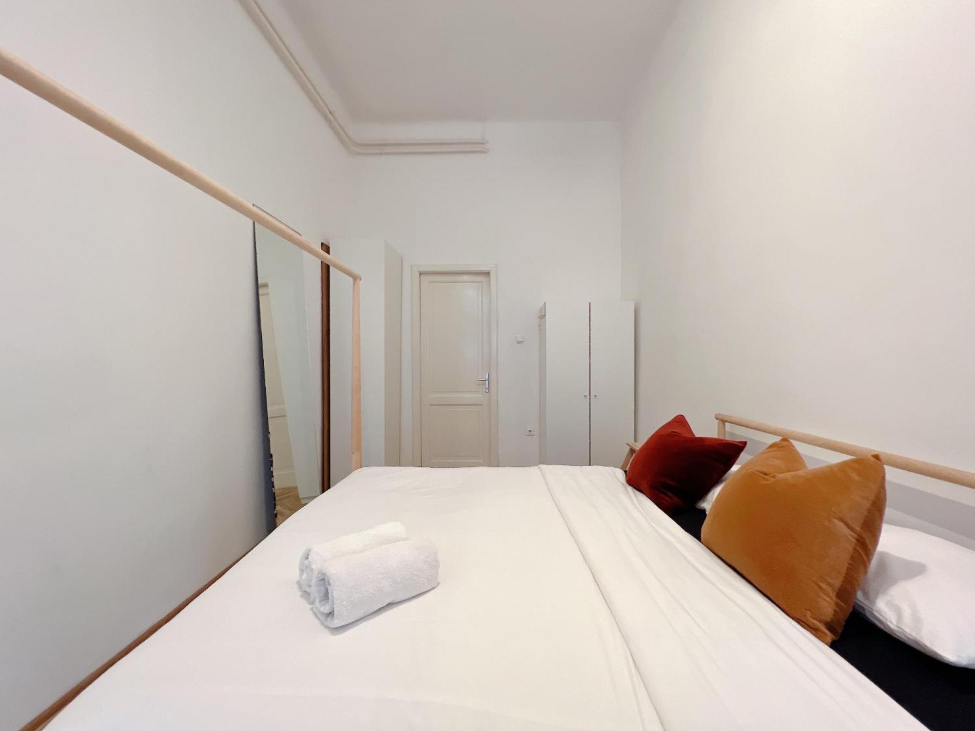 Experience Funky Stylish In The Heart Of Downtown Apartment Budapest